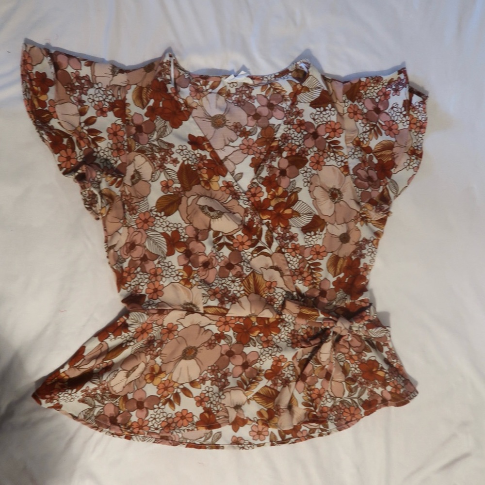 Meraki Floral Blouse in Brown and Cream